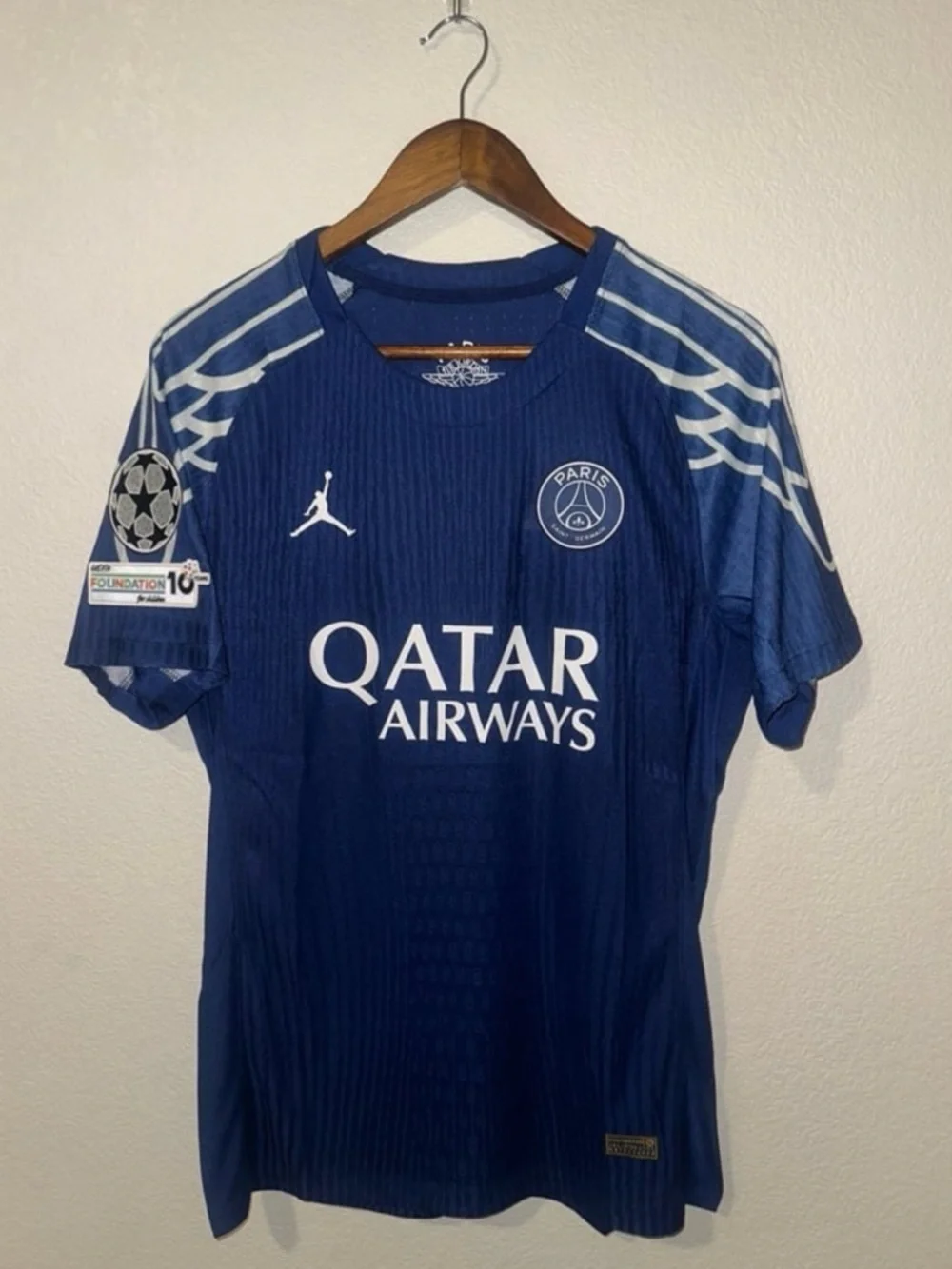 PSG 2025/26 Fourth Jersey - Desire Doue - Size M - Picture 3 of 5